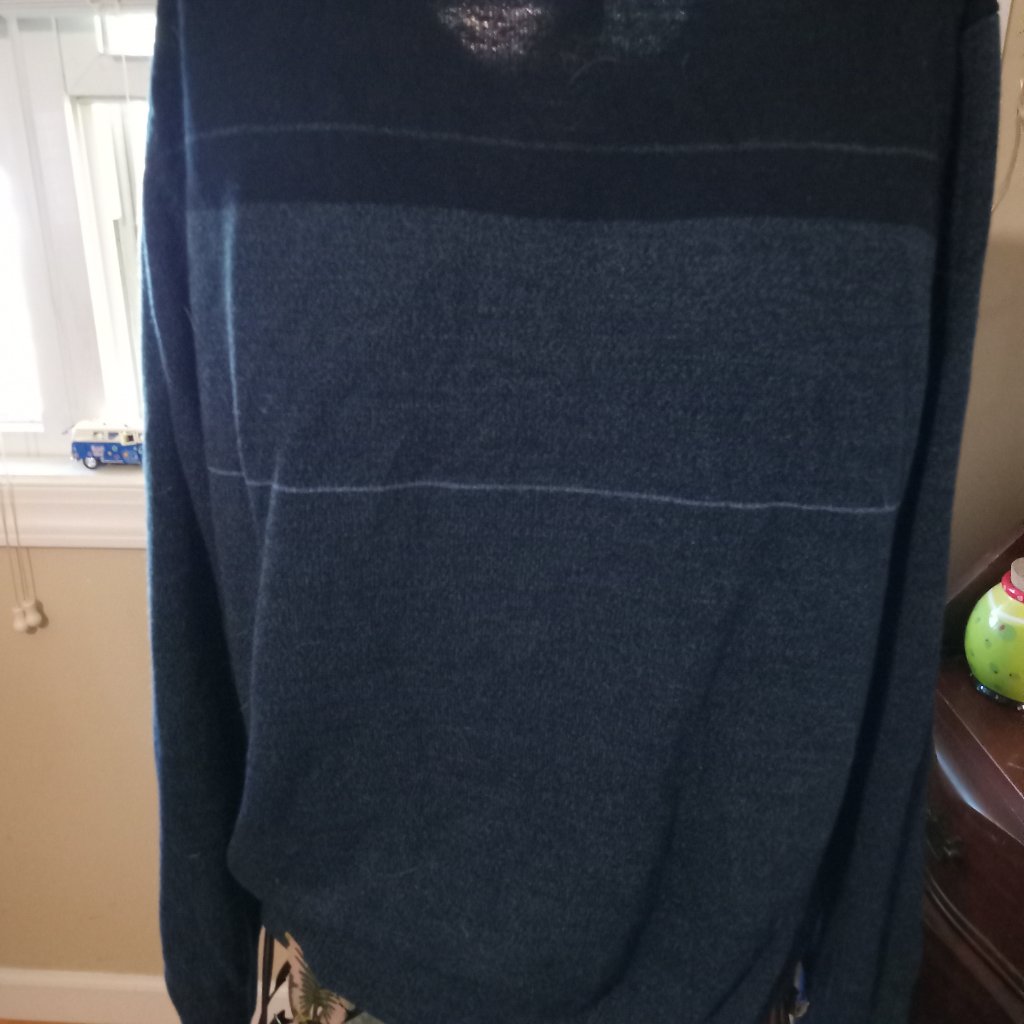 Men's Docker Pullover Size Large